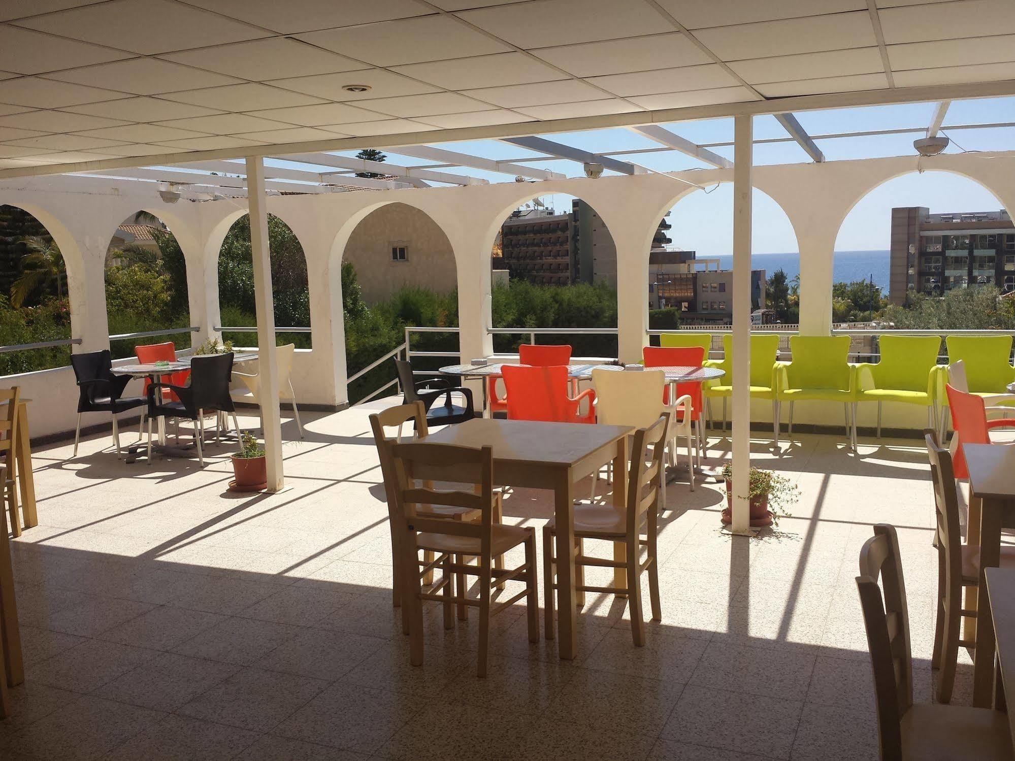 Polyxeni Hotel Apartments Limassol Exterior photo